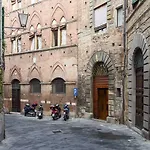 Rinidia - Siena Centro